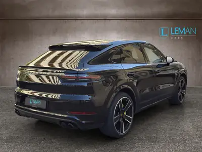 Porsche Cayenne Turbo Coupé S E-Hybrid — SUV haute performance hybride rechargeable, 82'000 km — cruscotto