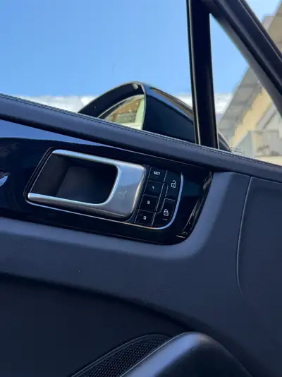 Porsche Cayenne Turbo Coupé S E-Hybrid — SUV haute performance hybride rechargeable, 82'000 km — Miniatura 13