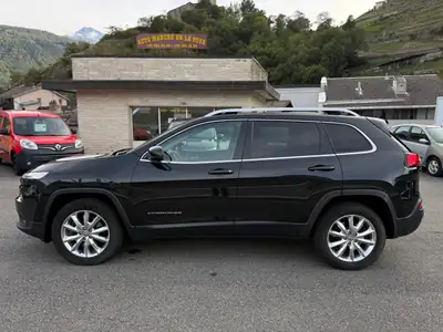 Jeep Cherokee 2.2 TD Limited AWD — SUV robuste, diesel économe, garantie complète — fianco