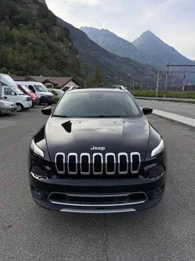 Jeep Cherokee 2.2 TD Limited AWD — SUV robuste, diesel économe, garantie complète — interni