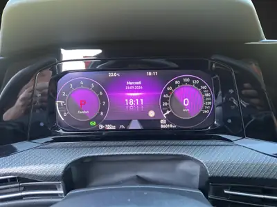 VW Golf 1.5 eTSI mHEV R-Line — Hybride léger, 87 000 km, sans accident — Miniature 15
