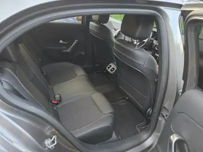Mercedes-Benz A 180 Edition — Berline compacte essence, 92 000 km, sans sinistre — Detail