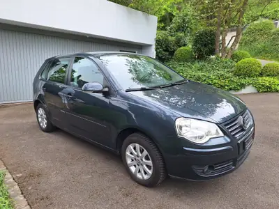 VW Polo 1.4 80 ch Trendline — Citadine fiable, 82 000 km seulement — exterior view