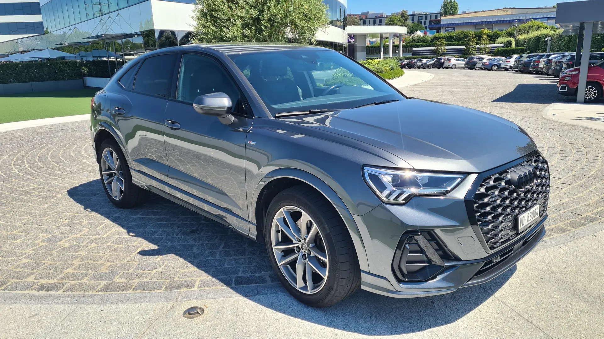 Audi Q3 2.0 40 TDI S line quattro — SUV compact diesel performant, 115'000 km