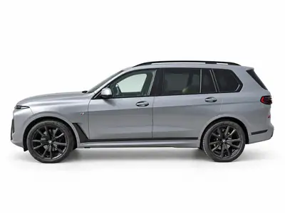 BMW X7 xDrive 40d M Sport Pro — SUV 7 places, diesel hybride, première main — Seitenansicht