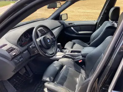 BMW X5 4.4i — SUV premium 2006, moteur V8 puissant, transmission automatique — cruscotto