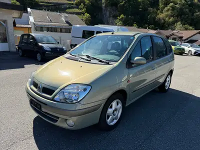 Renault Scénic 2.0 16V Dynamique — Monospace fiable, sans accident, expertise récente — côté