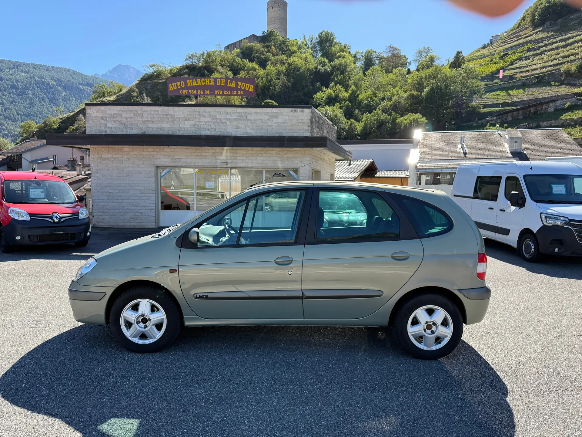 Renault Scénic 2.0 16V Dynamique — Monospace fiable, sans accident, expertise récente