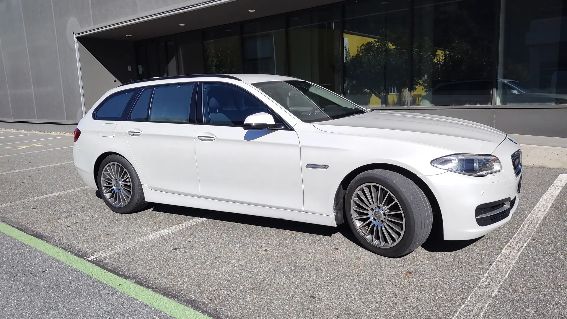BMW 520 2014 occasion Glattfelden, Schweiz — 3