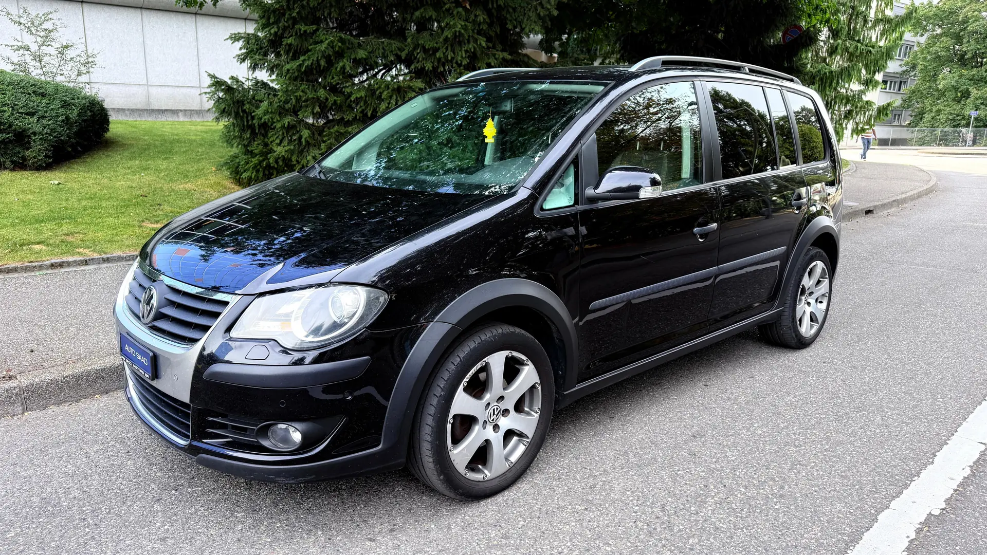 Volkswagen Touran 2008 occasion Vernier — 3