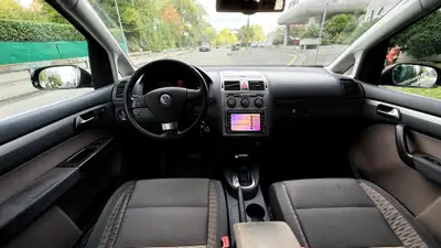 VW Touran CrossTouran 1.4 TSI — Monospace 7 places, moteur efficient et design affirmé — Miniatur 9
