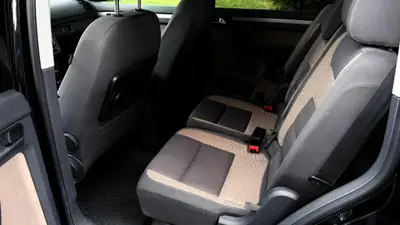 VW Touran CrossTouran 1.4 TSI — Monospace 7 places, moteur efficient et design affirmé — Miniatur 12