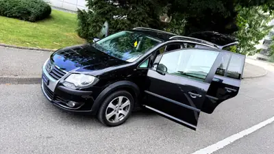 VW Touran CrossTouran 1.4 TSI — Monospace 7 places, moteur efficient et design affirmé — Miniatur 14