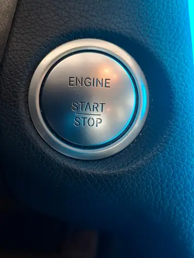 Mercedes-Benz C 200 Avantgarde 4matic — Berline premium 184 ch, 81'000 km, sans sinistre — dettaglio