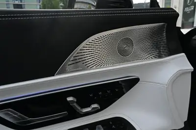 Mercedes-AMG SL 63 4Matic+ — Cabriolet légendaire 585 ch, cuir Manufaktur, faible kilométrage — Miniatura 18