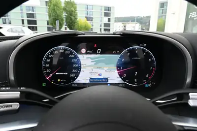 Mercedes-AMG SL 63 4Matic — Cabriolet haute performance, 585 ch et seulement 30 000 km — Miniatura 19