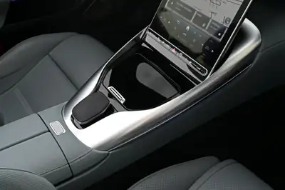 Mercedes-AMG SL 63 4Matic — Cabriolet haute performance, 585 ch et seulement 30 000 km — Miniatura 24