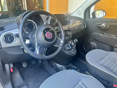 Fiat 500 1.2 Lounge — Cabriolet légendaire, entretien réduit et très peu kilométré — interior