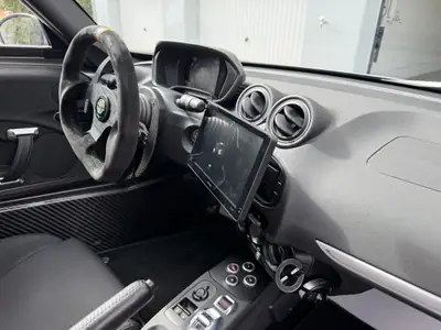 Alfa Romeo 4C 1750 TBi — Roadster italien légendaire, 240 ch, entretien complet — Heckansicht