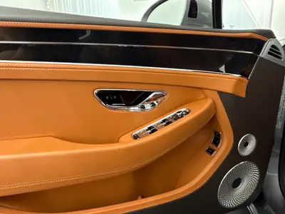 Bentley Continental GT 6.0 W12 — Coupé Gran Turismo d'exception, faible kilométrage — Miniature 10