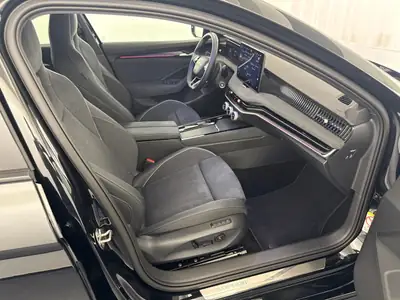 Skoda Superb 2.0 TSI Sport 4x4 — Break premium, intégral performant, quasi neuf — Miniature 8