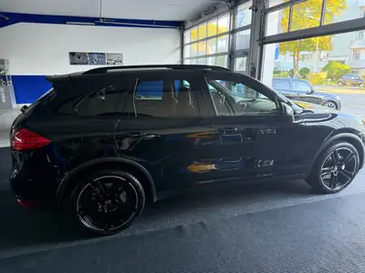 Porsche Cayenne 4.2 V8 TDI S — SUV prestige diesel, 382 ch et traction intégrale — Armaturenbrett
