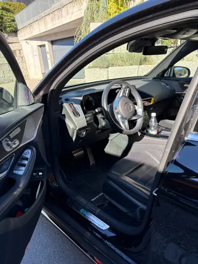 Mercedes-Benz EQC 400 4matic — SUV électrique premium, 65 000 km seulement — Armaturenbrett