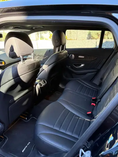 Mercedes-Benz EQC 400 4matic — SUV électrique premium, 65 000 km seulement — Innenraum