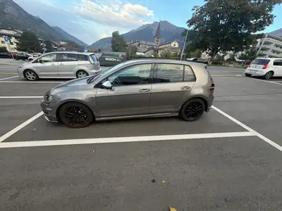VW Golf 2.0 TSI R DSG 4motion — 300 ch, Intégrale haute performance, Sans sinistre — Heckansicht