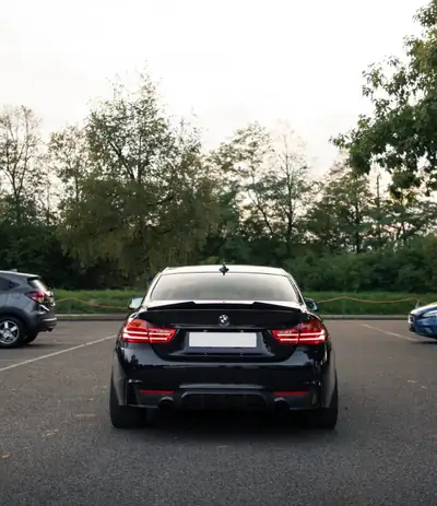 BMW 428i Coupé 2013 — Élégance sportive et fiabilité allemande — tableau de bord