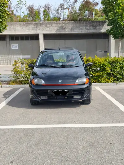Fiat Seicento Sporting 2000 — Citadine compacte, entretien économique et fiable — side view