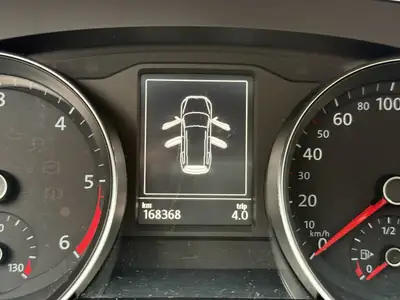 VW Passat Variant 2.0 TDI — Break diesel robuste, équipement premium, sans accident — Miniatura 11