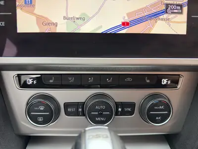 VW Passat Variant 2.0 TDI — Break diesel robuste, équipement premium, sans accident — Miniatura 16