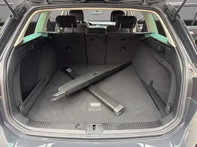 VW Passat Variant 2.0 TDI — Break diesel robuste, équipement premium, sans accident — Miniatura 19