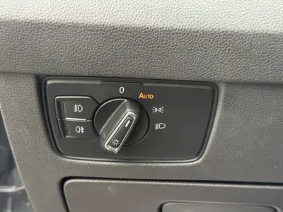 VW Passat Variant 2.0 TDI — Break diesel robuste, équipement premium, sans accident — Miniatura 22