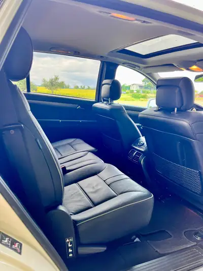 Mercedes-Benz R 350 V6 CDI 4matic — Monospace premium 7 places, moteur 3.0 diesel — detail