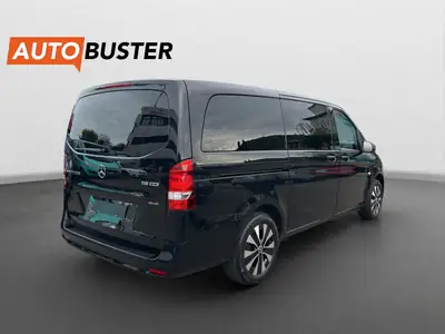 Mercedes-Benz Vito 116 CDI Lang — Monospace professionnel 9 places, transmission intégrale, peu kilométré — tableau de bord