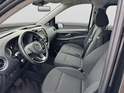 Mercedes-Benz Vito 116 CDI Lang — Monospace professionnel 9 places, transmission intégrale, peu kilométré — Miniature 9