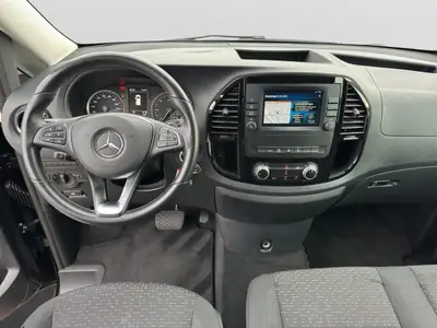 Mercedes-Benz Vito 116 CDI Lang — Monospace professionnel 9 places, transmission intégrale, peu kilométré — Miniature 12
