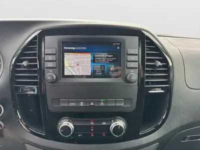 Mercedes-Benz Vito 116 CDI Lang — Monospace professionnel 9 places, transmission intégrale, peu kilométré — Miniature 13