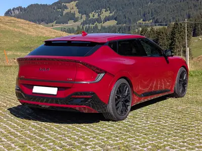 Kia EV6 77 kWh GT-Line 4x4 — SUV électrique haute performance, 34 500 km seulement — Armaturenbrett