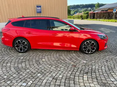 Ford Focus 1.5 EcoBlue 120 ST-Line — Break diesel fiable, consommation maîtrisée — tableau de bord