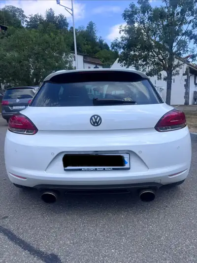 VW Scirocco 1.4 TSI 160 — Coupé sportif affûté, sans accident — dashboard