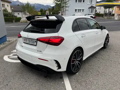 Mercedes-AMG A 35 4Matic+ 2025 — Compacte sportive 306 ch, très peu kilométrée — fianco