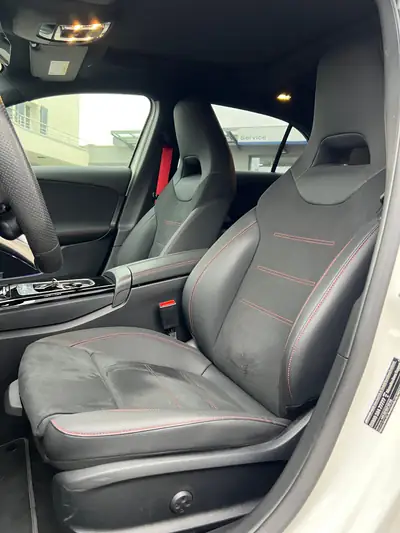Mercedes-AMG A 35 4Matic+ 2025 — Compacte sportive 306 ch, très peu kilométrée — Miniatura 13
