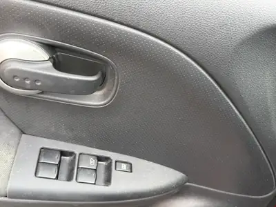 Nissan Note 1.6 Tekna — Monospace pratique, entretien complet, navigation intégrée — Thumbnail 12