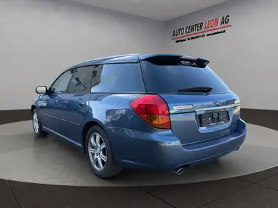 Subaru Legacy 2.5i AWD Classic — Break polyvalent 4x4, entretien complet — intérieur