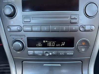 Subaru Legacy 2.5i AWD Classic — Break polyvalent 4x4, entretien complet — Miniature 16