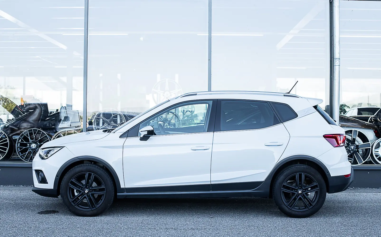 SEAT Arona 1.0 TSI — SUV urbain dynamique, seulement 40'000 km