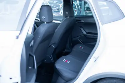 SEAT Arona 1.0 TSI — SUV urbain dynamique, seulement 40'000 km — Miniature 8